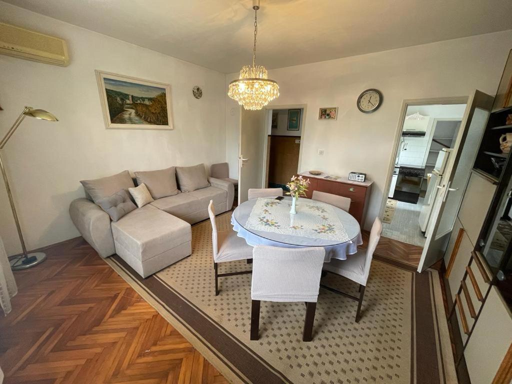 Apartman Pcelica